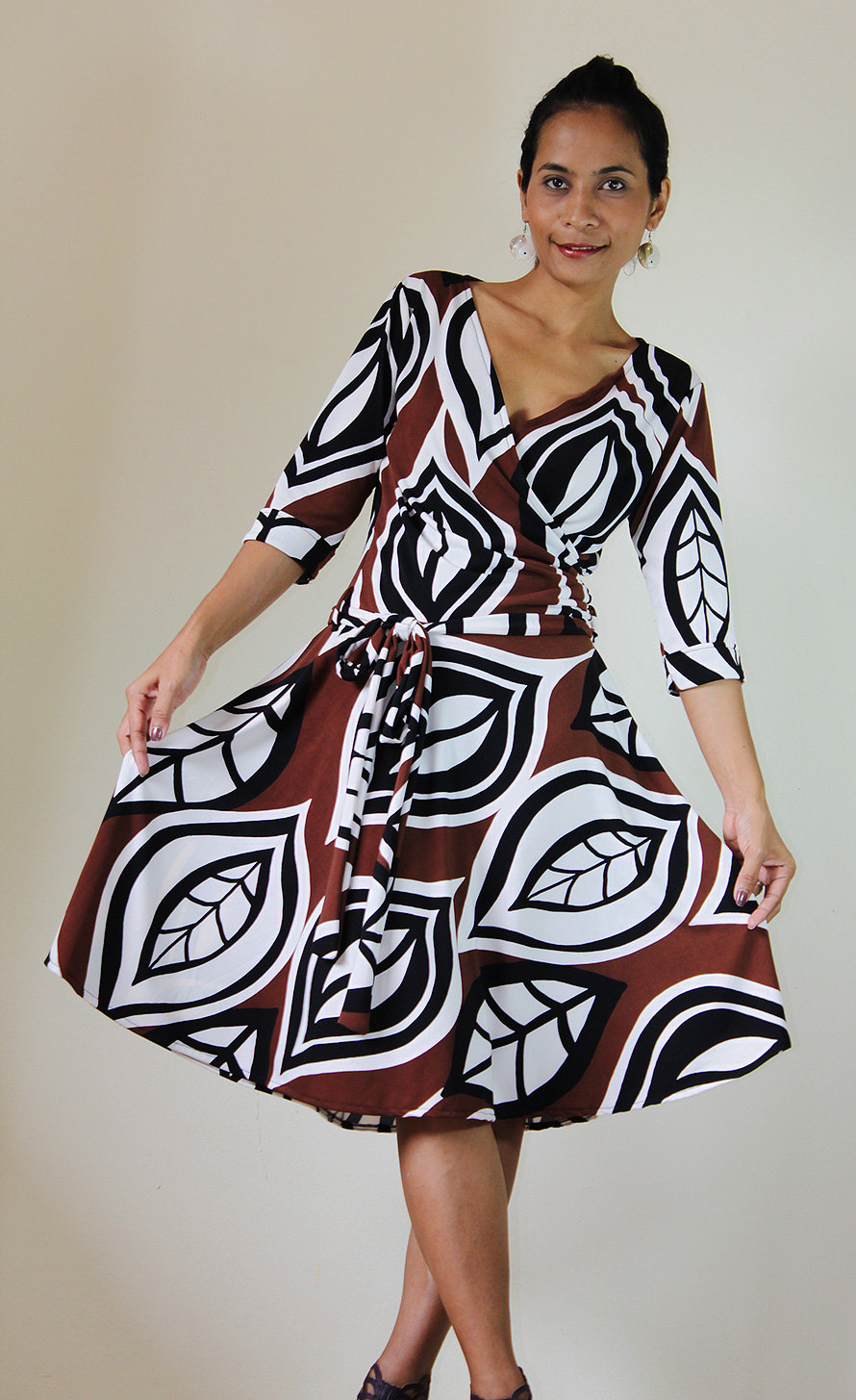 Short Brown White Dress Funky Evening Outifit: Elegant Collection